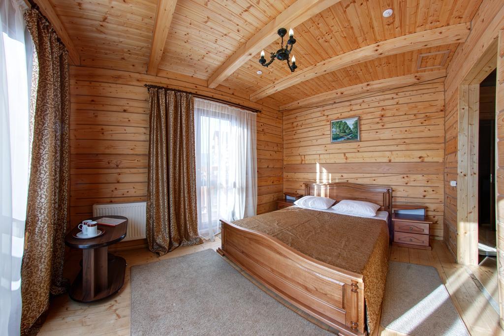Altair Hotel Bukovel Oda fotoğraf