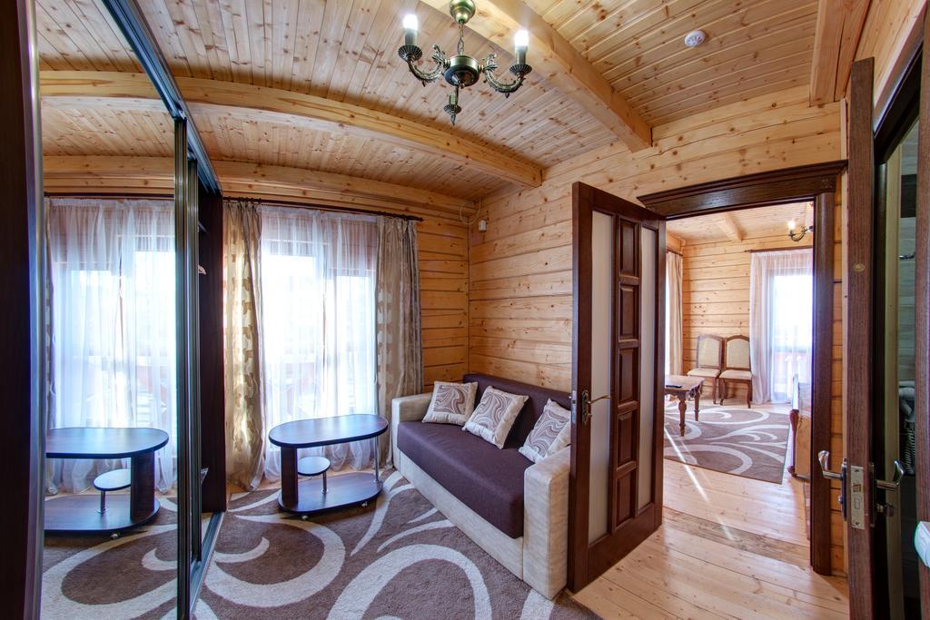 Altair Hotel Bukovel Oda fotoğraf